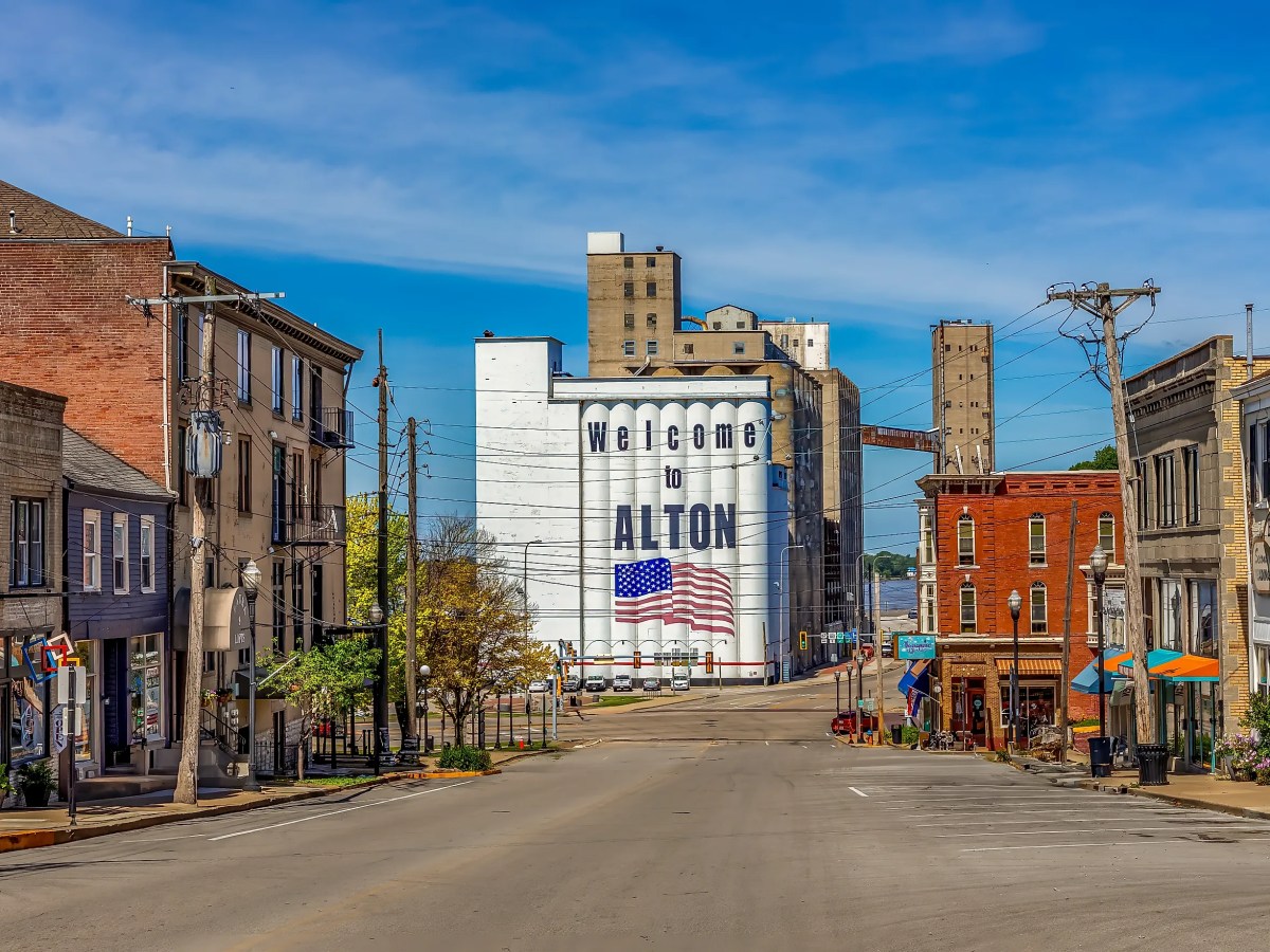 An Ode to Alton, IL: A Hidden Gem Along the Mississippi&nbsp;River